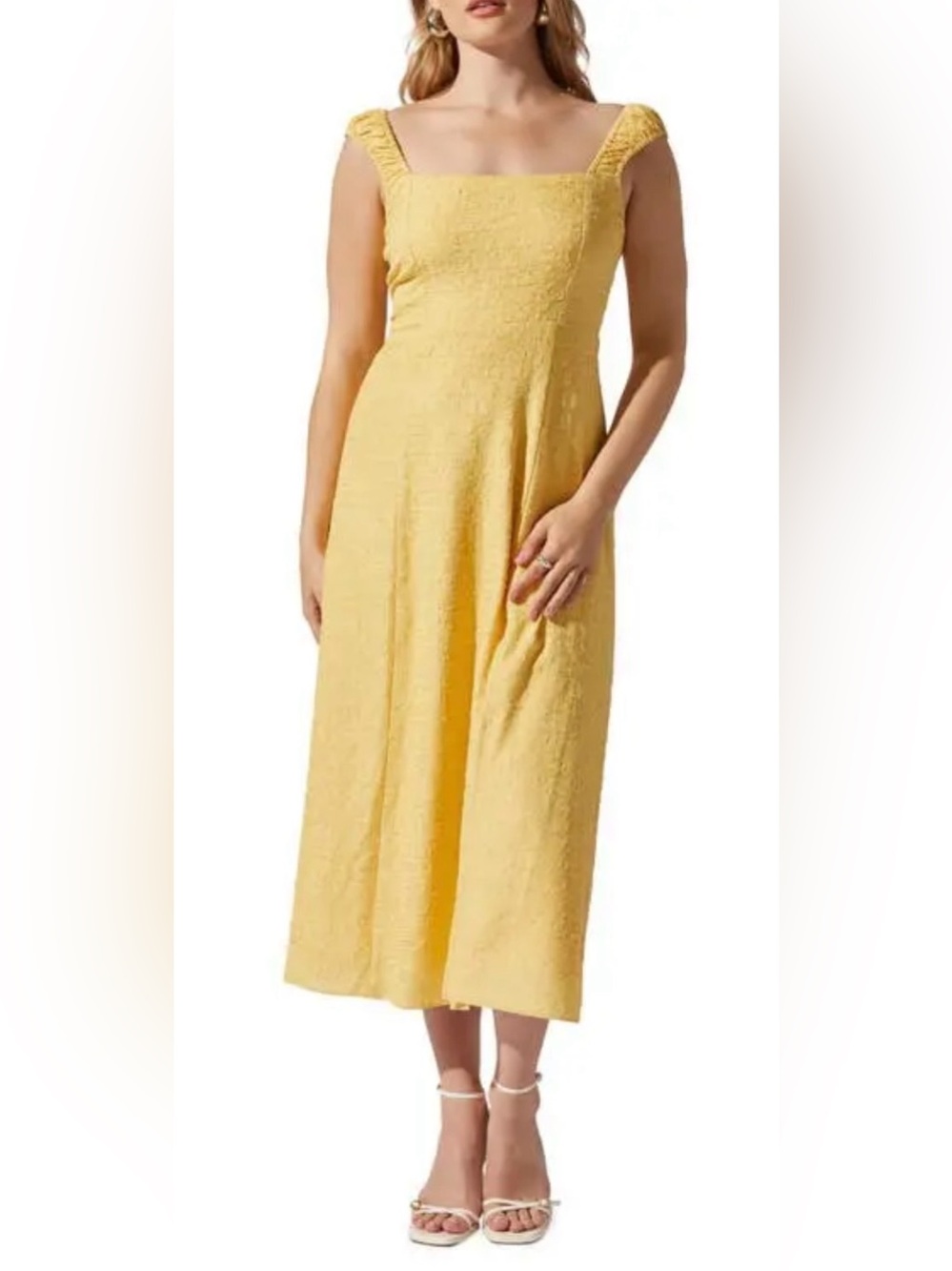 Astr The Label Yellow Crinkle Texture Lace Back Maxi  Dress S